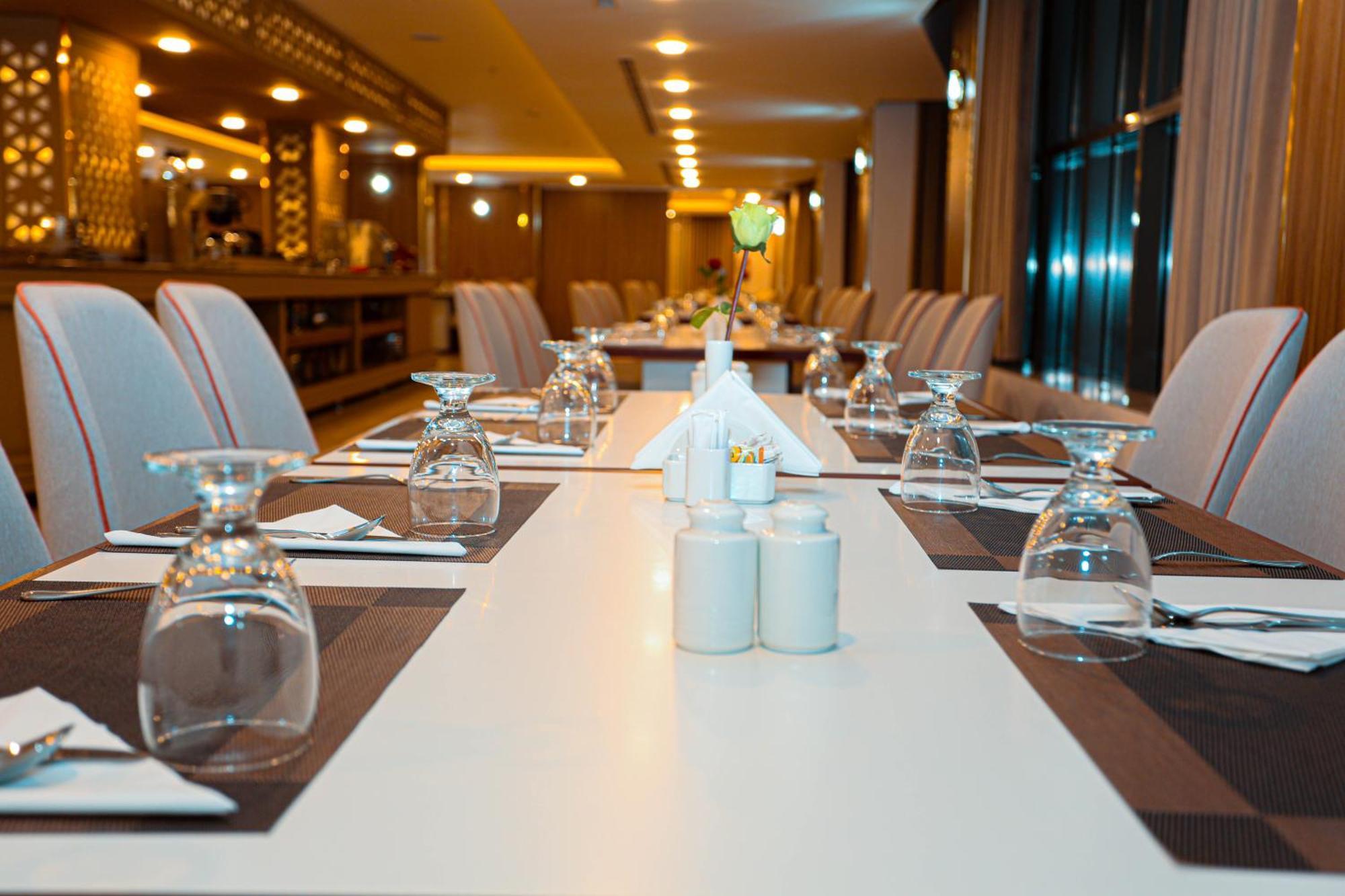 Tulip Plaza By Lpc Hotels & Resorts Ḩafar al Bāţin Extérieur photo