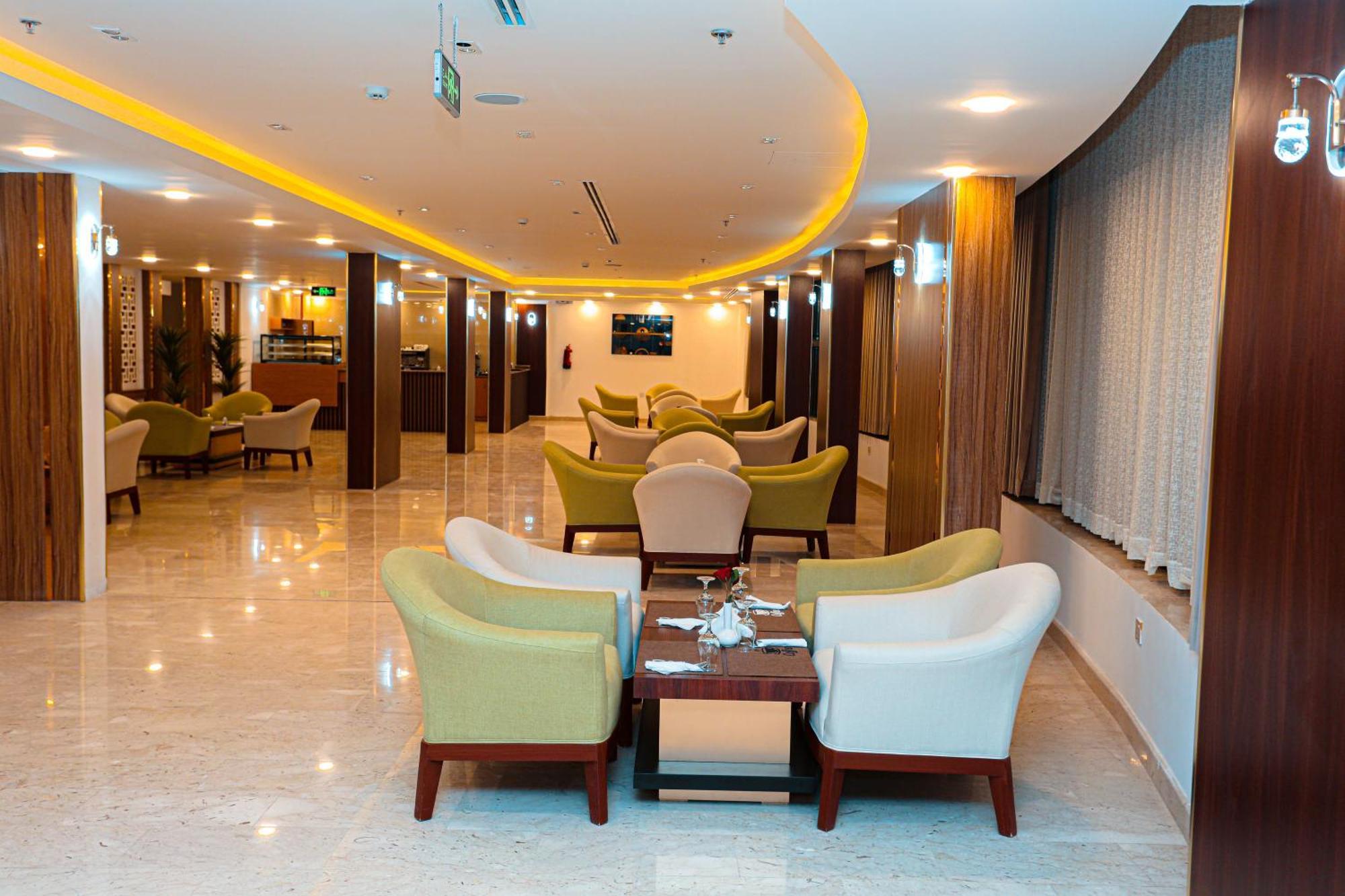Tulip Plaza By Lpc Hotels & Resorts Ḩafar al Bāţin Extérieur photo